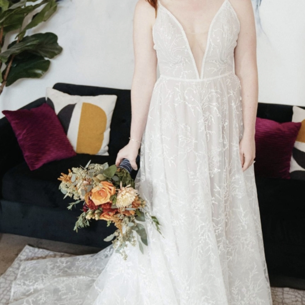 Wtoo by Watters Bex Wedding Dress - Picture 10 of 11